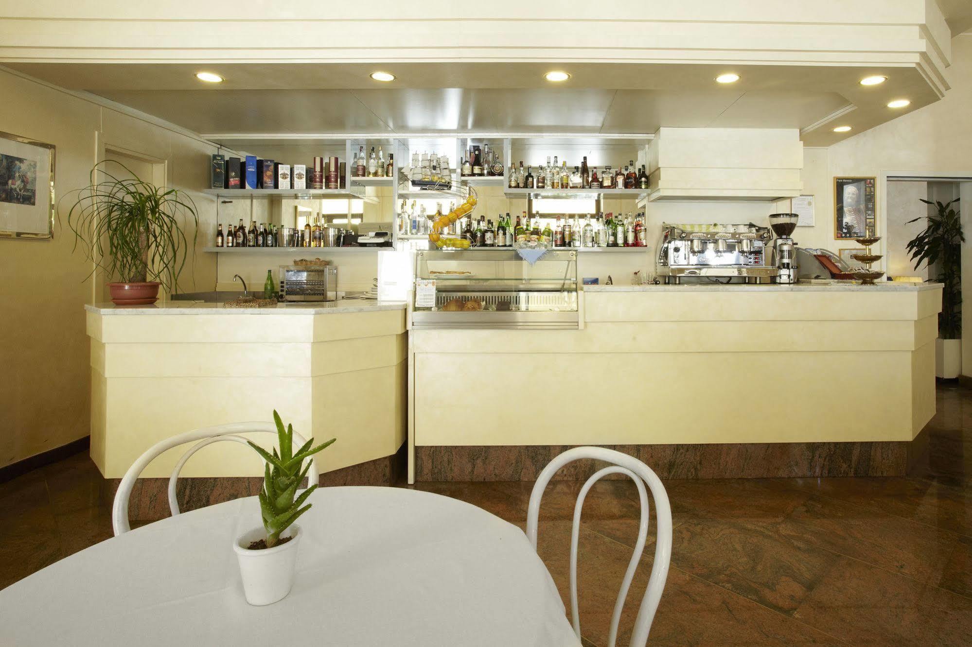 קסטלפידרדו Hotel Parco מראה חיצוני תמונה